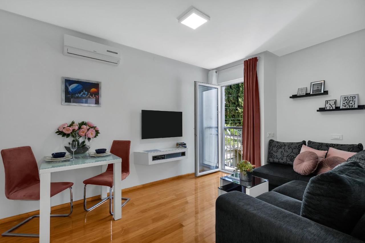 Luxury City Center Apartments ماكارسكا المظهر الخارجي الصورة